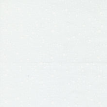 Load image into Gallery viewer, Merrymaking Snow Dots in Eggnog, Gingiber, Moda Fabrics, 48346 21
