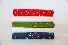 Load image into Gallery viewer, Merrymaking Snow Dots in Eggnog, Gingiber, Moda Fabrics, 48346 21

