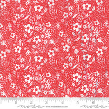 Load image into Gallery viewer, Farm Charm Floral in Rooster Red, Gingiber, Moda Fabrics, 48295 14
