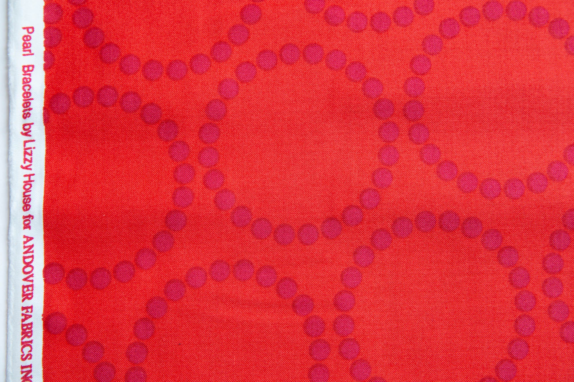 Pearl Bracelet in Poppy, Tonal Pearl Bracelet, Lizzy House, A-4116-R1