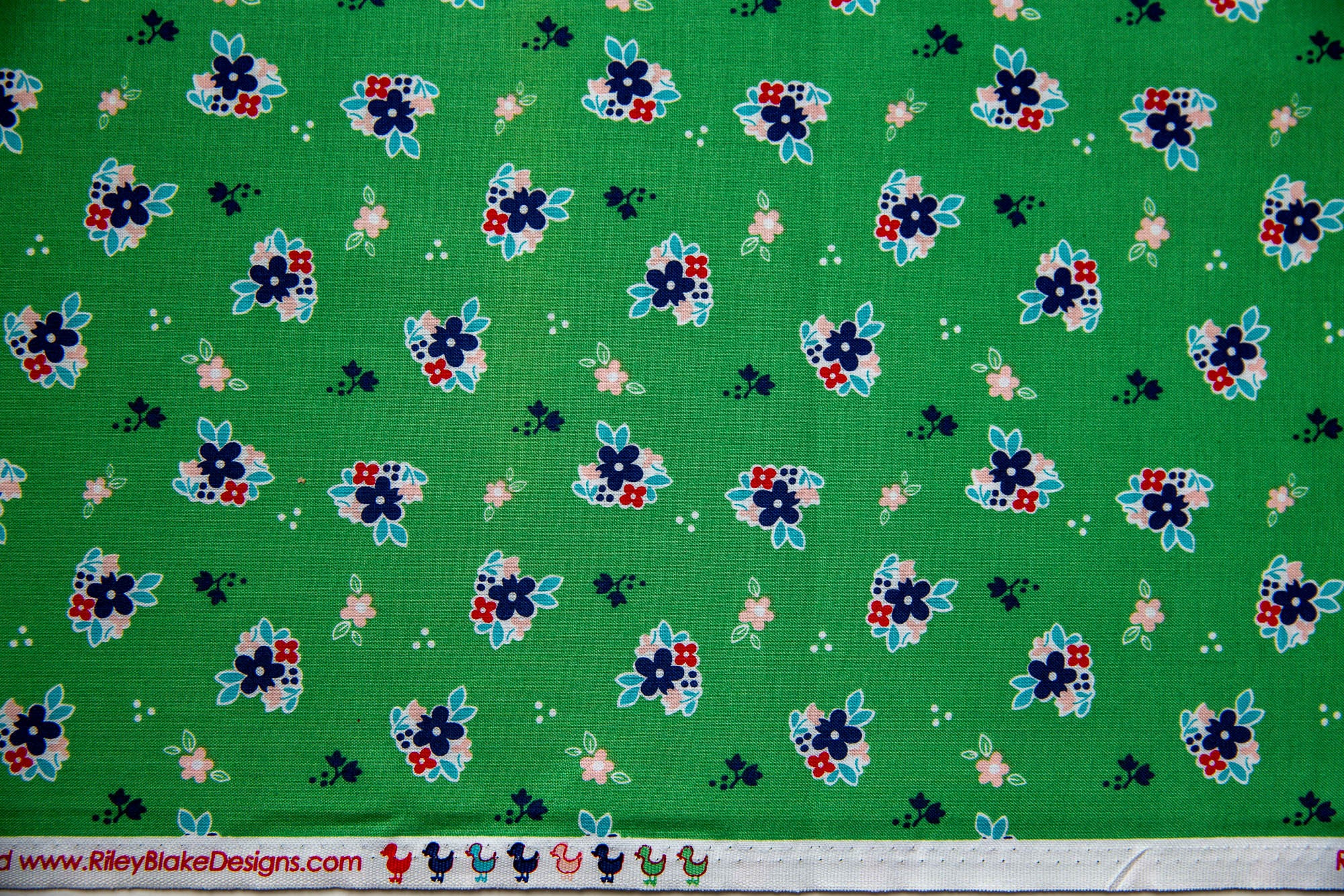 Country Girls Country Floral in Green, Tasha Noel, C3642 Green