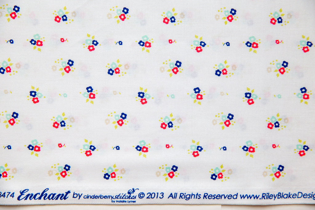 Enchant Floral in White, Cinderberry Stitches, Natalie Lymer, C3474-WHITE
