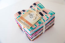 Load image into Gallery viewer, Lucky Strikes Fat Quarter Bundle, 18 Pieces, Kimberly Kight, Cotton &amp; Steel, 3999-15
