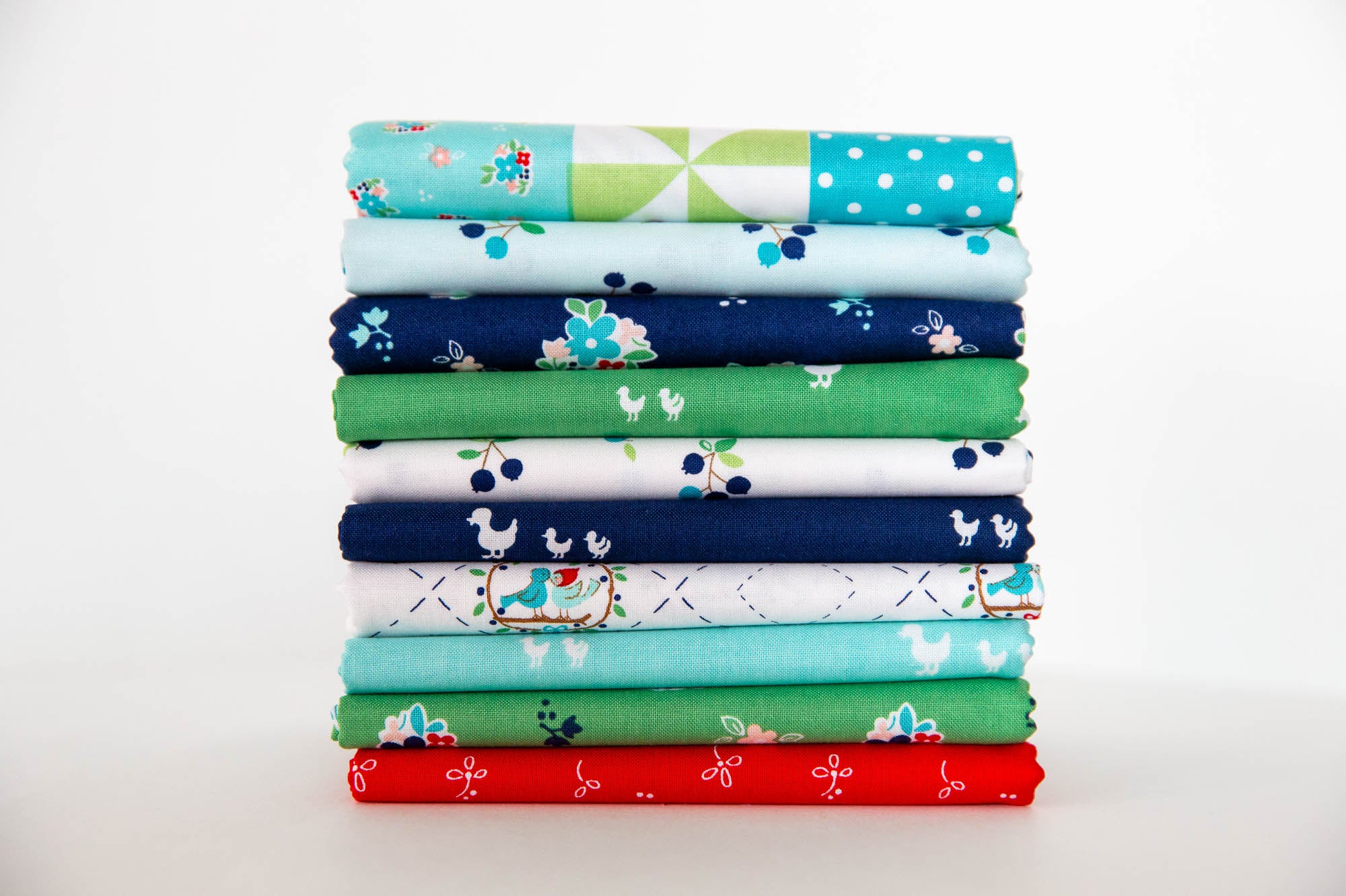 Country Girls Country Blueberries in White and Navy, Tasha Noel, C3643 Navy