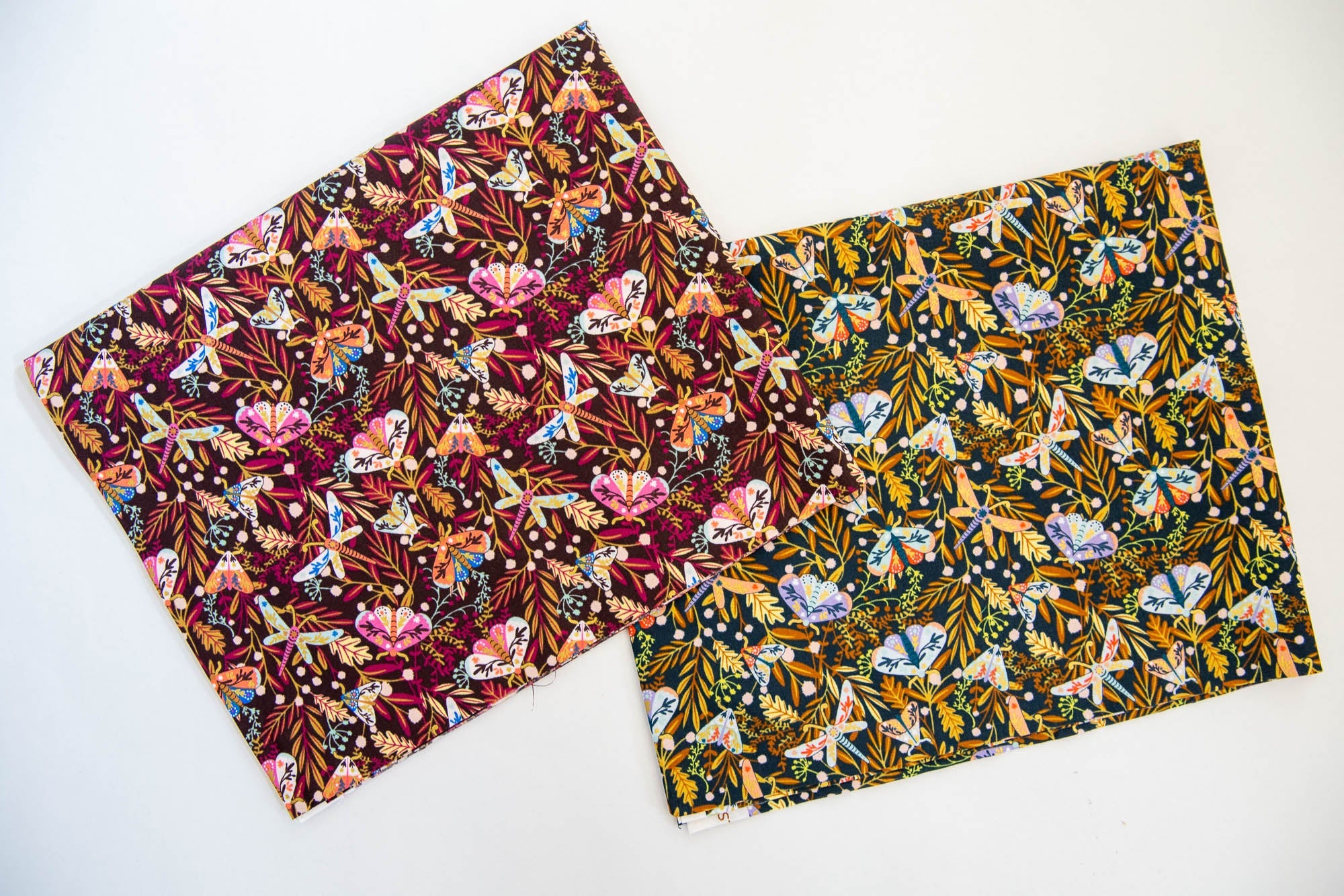 Myth + Dream Dreamland in Haute Pink Metallic, Mercedes Cortes, ME101-HP3M