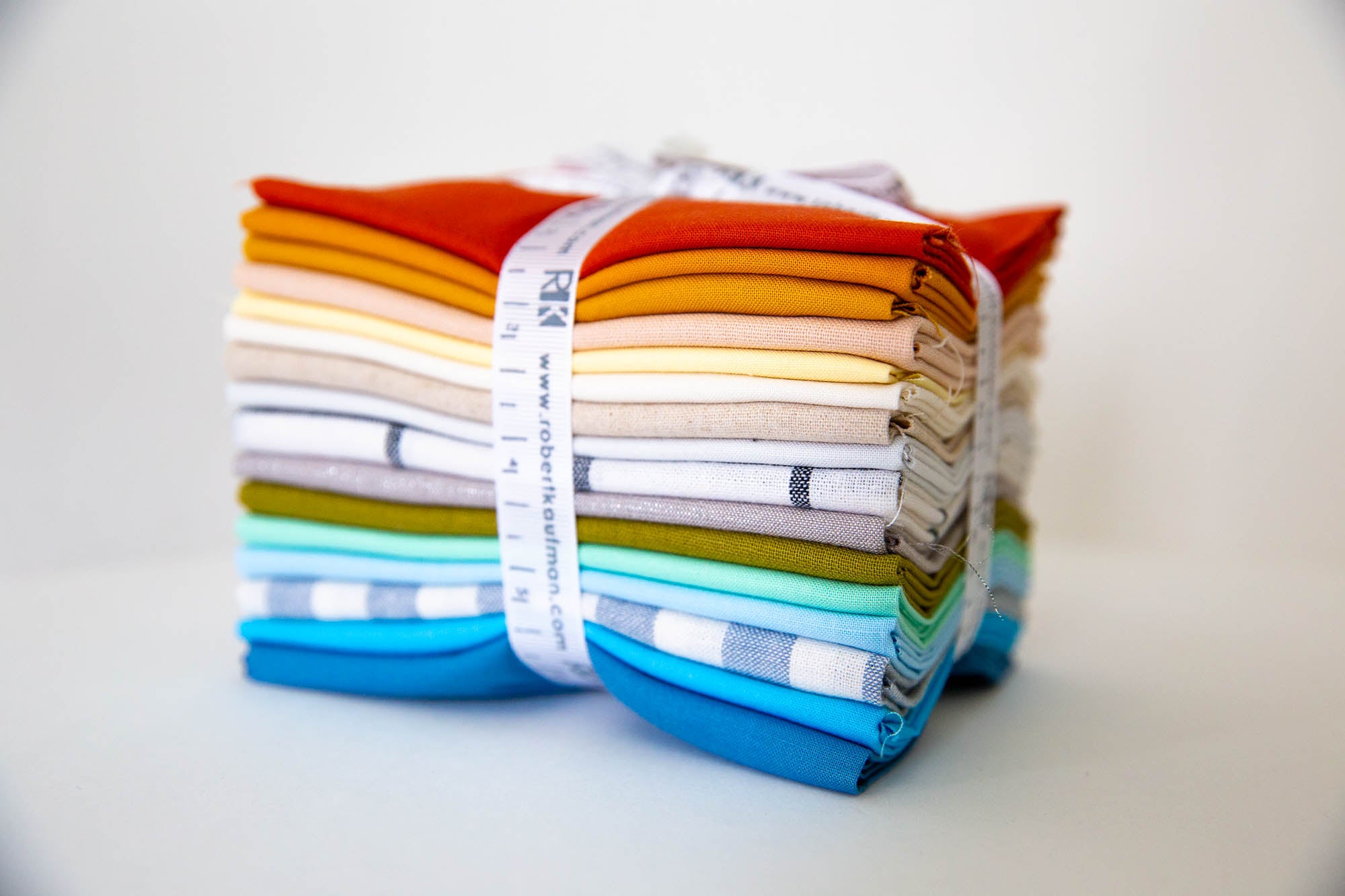 Harriot Coordinates Fat Quarter Bundle, 16 Pieces, Carolyn Friedlander, FQ-1507-16