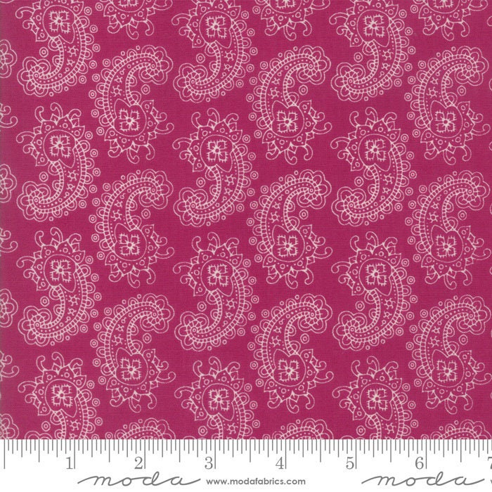 Spellbound Paisley in Mystical Plum, Urban Chiks, 100% Cotton, Moda Fabrics, 31113 14