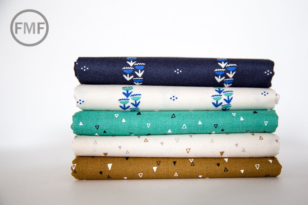 Yucatan Triangle Ditsy in Earthenware, Annie Brady, 100% Cotton, Moda Fabrics, 16717 16