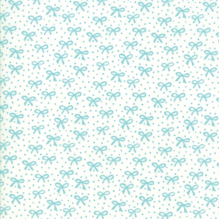 Best Friends Forever Just a Pretty Bow in White and Aqua, Stacy Iest Hsu, 100% Cotton Fabric, Moda Fabrics, 20627 24