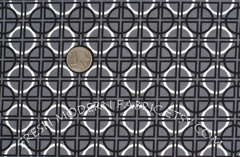 LAST PIECE Fat Quarter Circle Quadrant in Pewter, Metro Living, Robert Kaufman