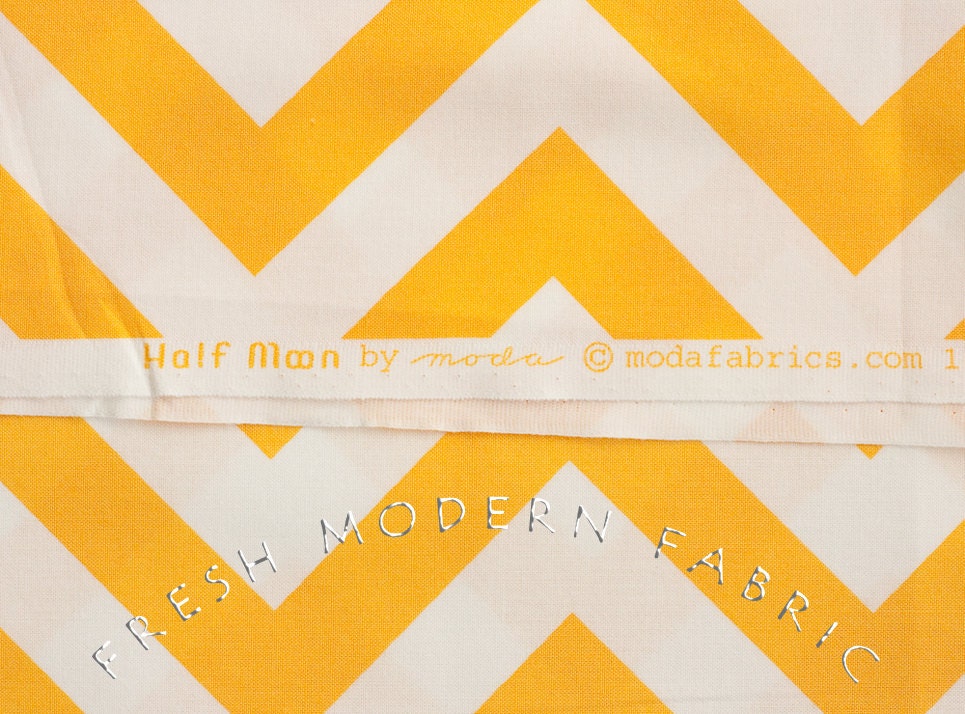 Half Moon Modern Zig Zag in Sunshine, Moda Fabrics, 100% Cotton Fabric, 32349-18