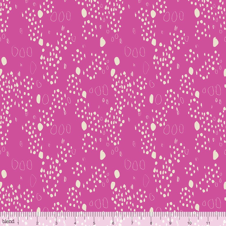 Affinity Lightfoot in Pink, Jessica Swift, Blend Fabrics, 100% Cotton Fabric, 111.107.04.1