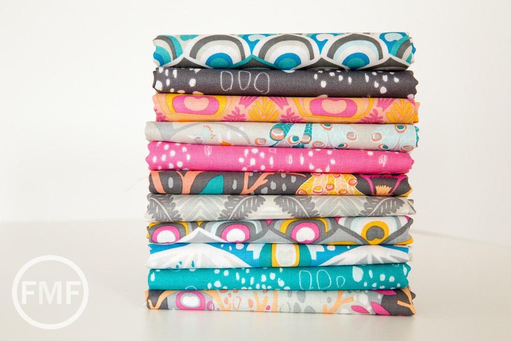 Affinity Tail Feather in Pink, Jessica Swift, Blend Fabrics, 100% Cotton Fabric, 111.107.03.1