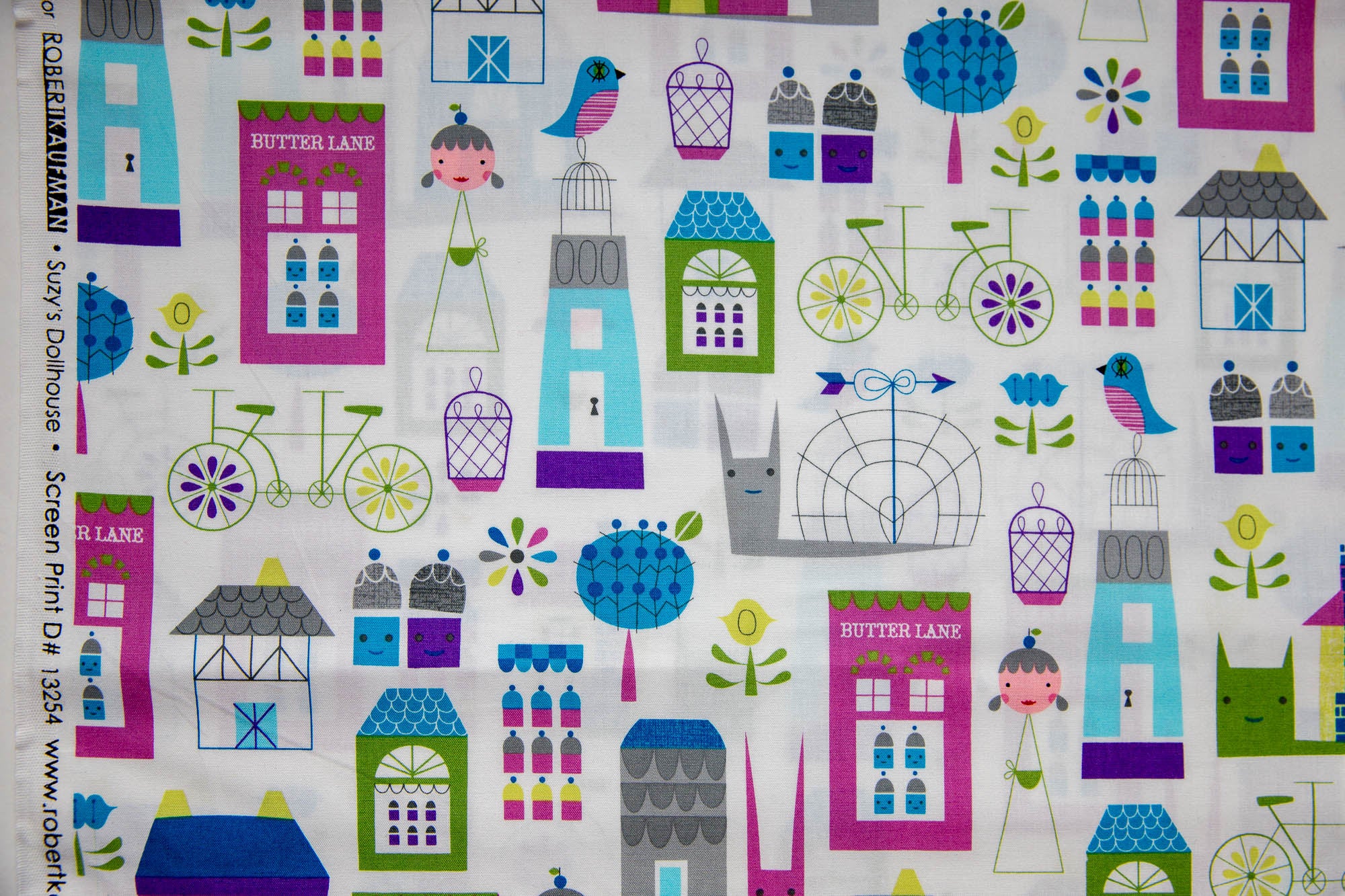 Suzy's Dollhouse Bundle, 8 Pieces, Suzy Ultman, ASD-13250