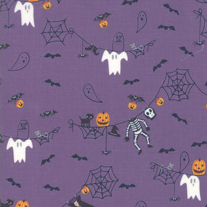 Ghouls and Goodies Creepy Clothesline in Witches Brew, Stacy Iest Hsu, 20681 17