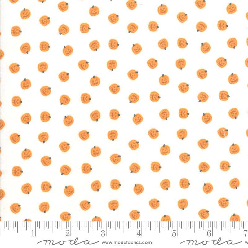 Ghouls and Goodies Itty Bitty Pumpkins in Cream, Stacy Iest Hsu, 20687 11