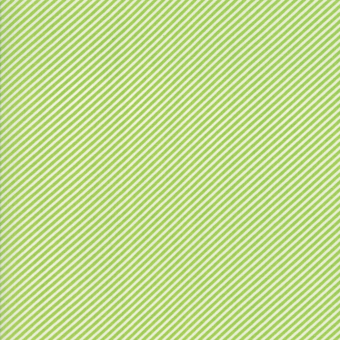 Bonnie and Camille Basics Layer Cake, Bonnie & Camille, 55023LC, Ten-Inch Squares