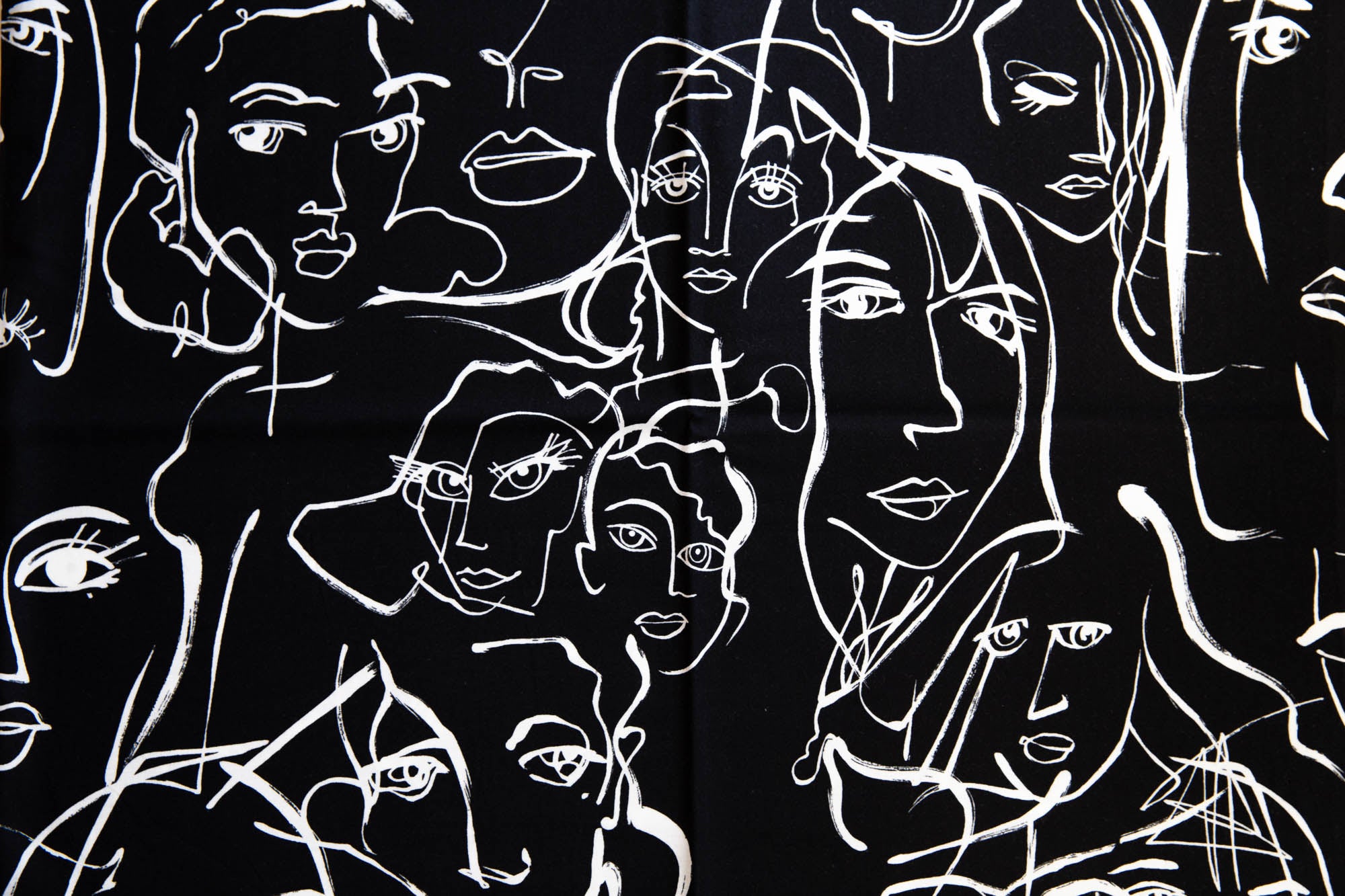 Abstract Expression, Black and White, De Leon Design Group DE#8255 B