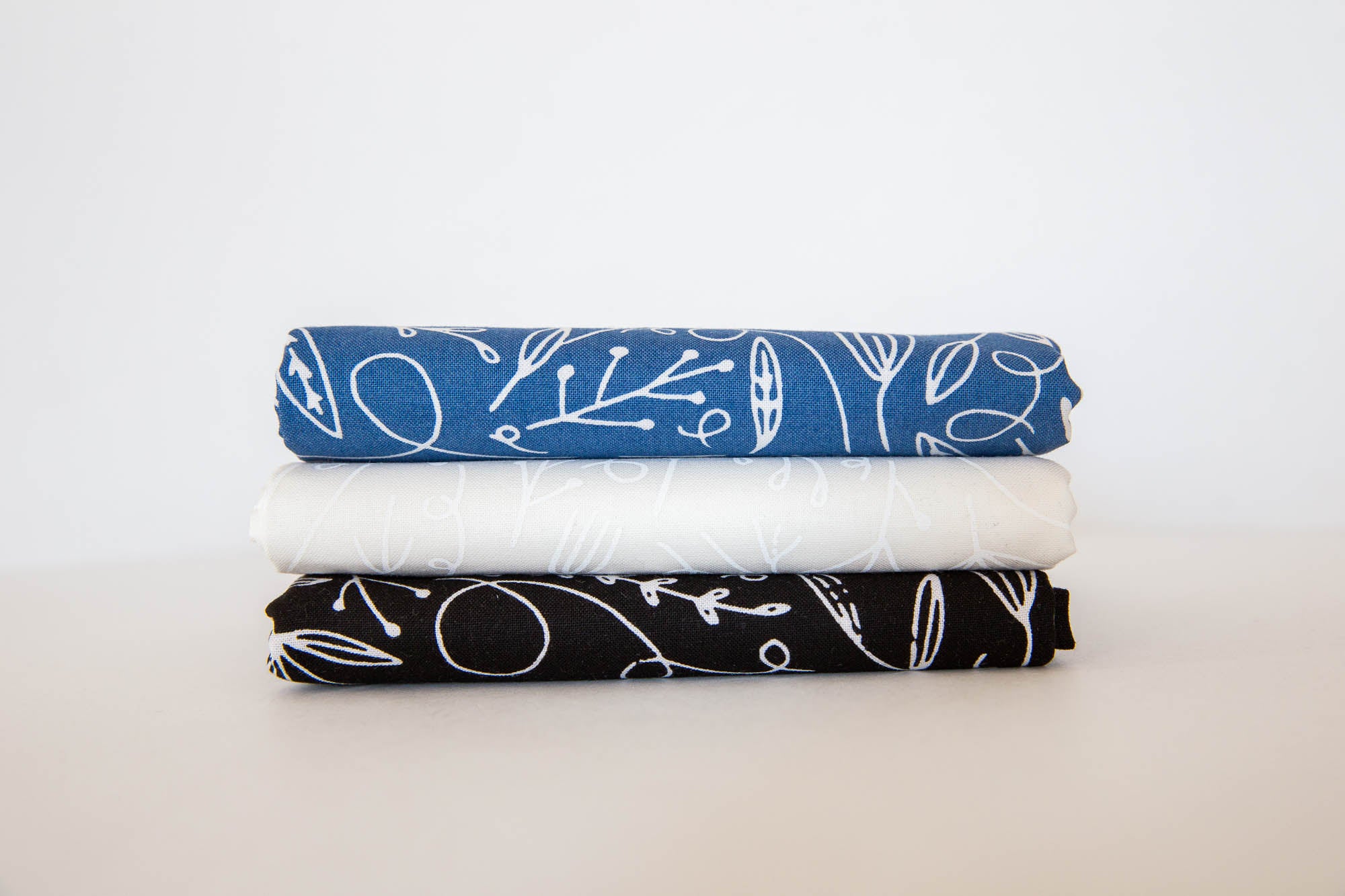 Words to Live By Filigree Doodle in Ink, Gingiber, Moda Fabrics, 48322 11