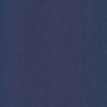 Load image into Gallery viewer, LAGOON Cirrus Solid, Chambray Weight, Crossweave, Yarn Dyed Solid Fabric, 100% GOTS-Certified Organic Cotton, Cloud9 Fabrics, 914
