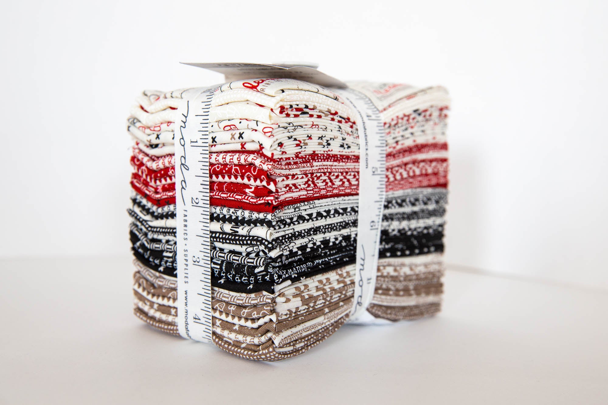 Print Shop Complete Collection Precut Fat Eighth Bundle, 34 Pieces, Sweetwater, 5740F8