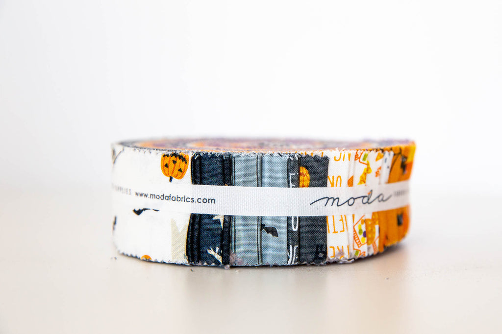 Ghouls and Goodies Honey Bun, Stacy Iest Hsu, 20680HB