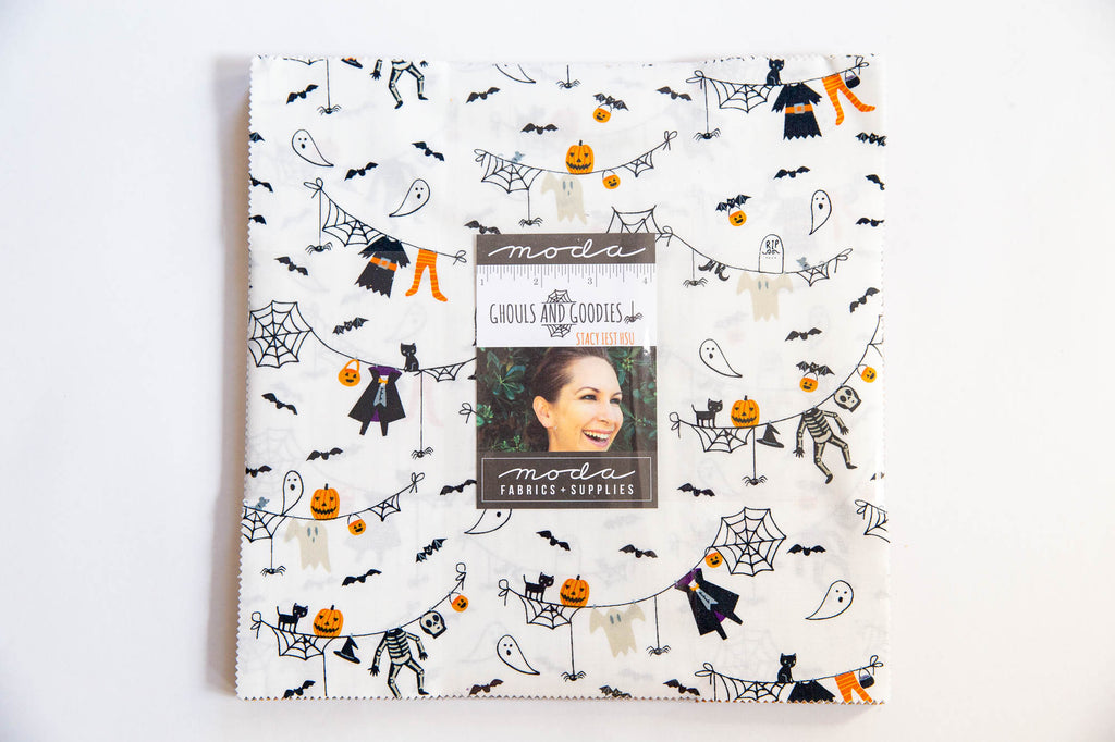 Ghouls and Goodies Layer Cake, Stacy Iest Hsu, 20680LC