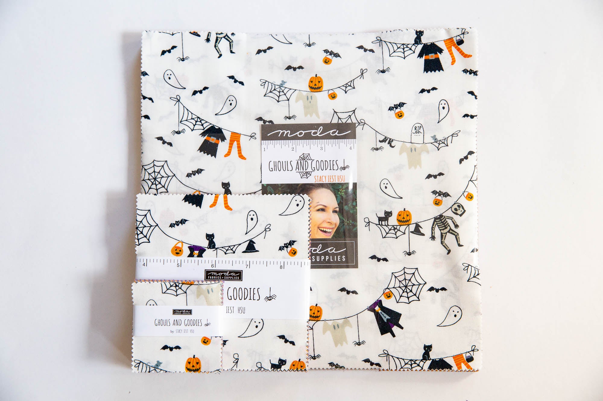 Ghouls and Goodies Layer Cake, Stacy Iest Hsu, 20680LC