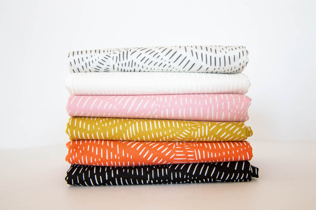 Words to Live By Scattered Lines in Cloud, Gingiber, Moda Fabrics, 48323 24